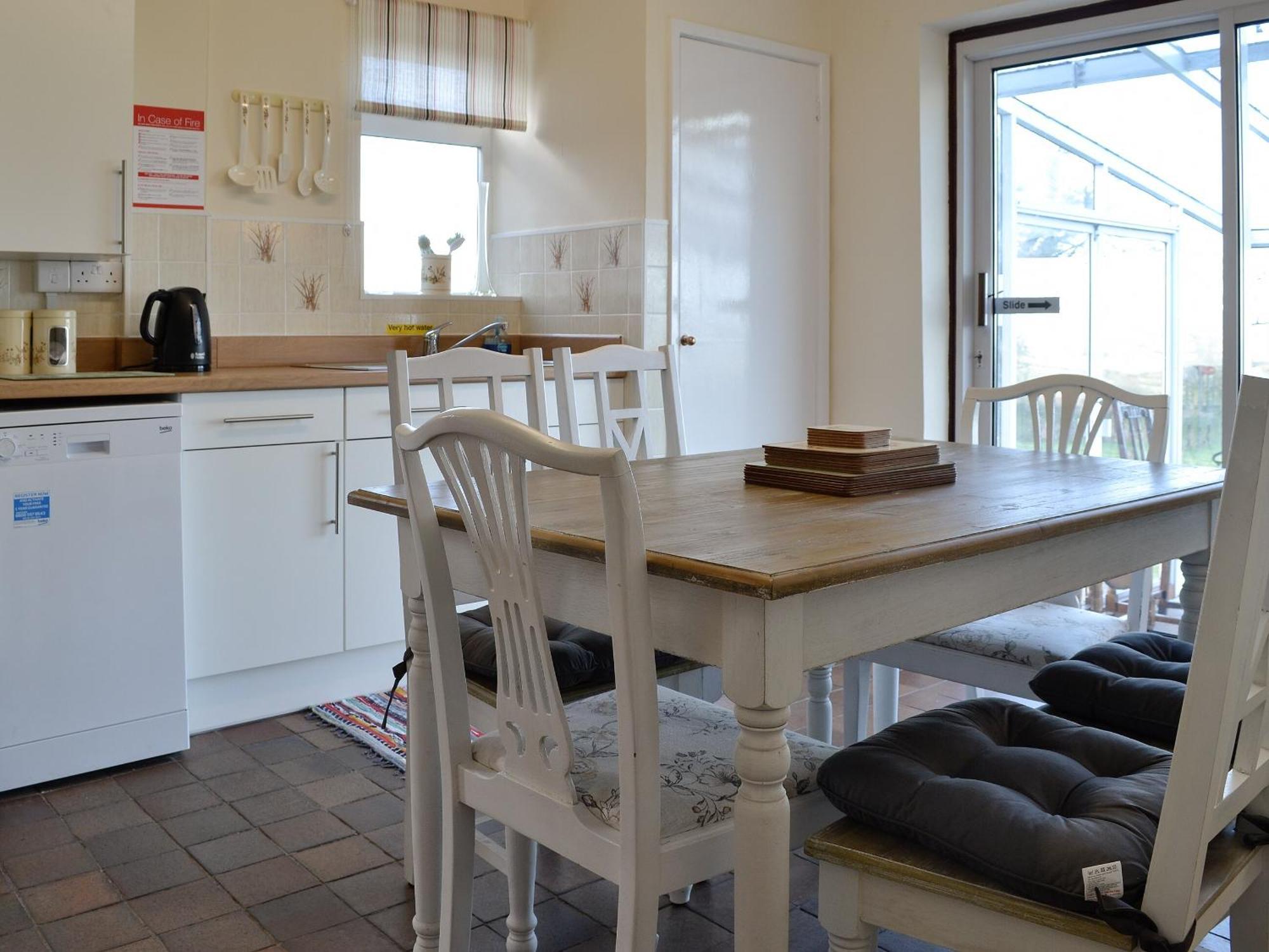 Merryview Bungalow Orcop Kültér fotó